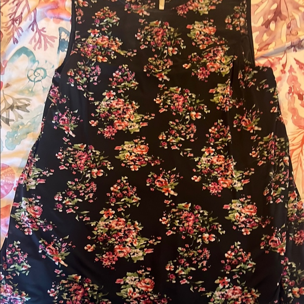 Floral Sleeveless Top